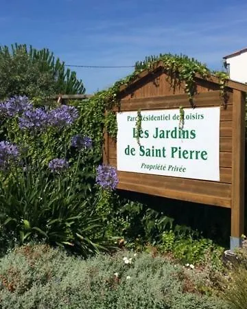 Vakantiehuis Maison Climatisee Avec Piscine Saint-Pierre-d'Oleron