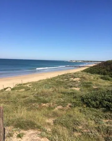Casa de Férias Maison Climatisee Avec Piscine Saint-Pierre-d'Oleron