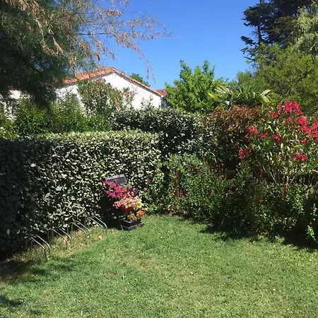 Maison Climatisee Avec Piscine Casa de Férias Saint-Pierre-d'Oleron