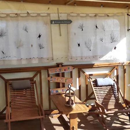 Casa de Férias Maison Climatisee Avec Piscine