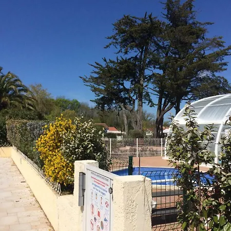 Maison Climatisee Avec Piscine Casa de Férias Saint-Pierre-d'Oleron